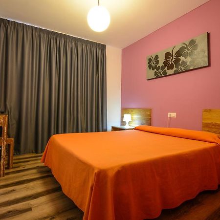 Hostal Ancora Lloret de Mar Dış mekan fotoğraf